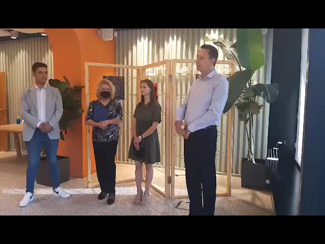 Отварање на изложба на дела во стринг техника од Фросина Стојчевска