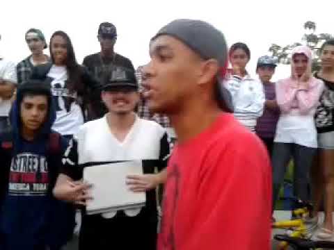 Koell vs Vick batalha