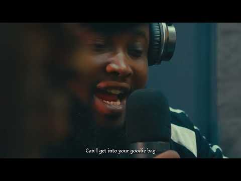 CHINKO EKUN - OGBA (VISUALIZER)