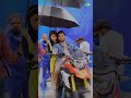 VijayDeverakonda Admiring His Roja ️ EnRojaaNeeye Kushi SamanthaRuthPrabhu