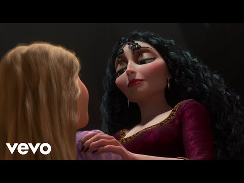 Celia Vergara - Madre sabe más (De "Enredados"/Official Video)