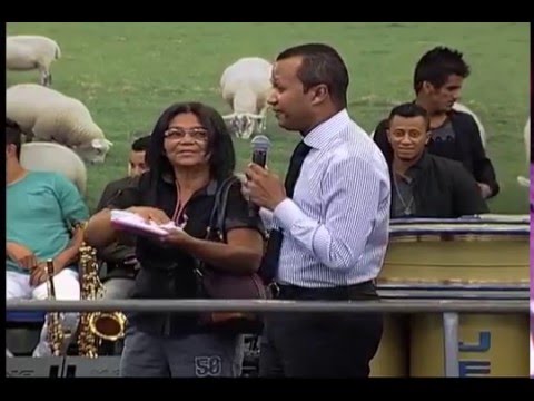 Milagre - Bispo Roberto - 28/04/2015 - Agindo Deus