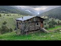 Forest village abandoned due to heavy rains, no one has lived here for 20 years