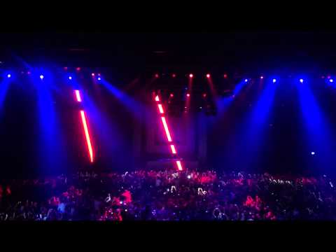 Intro I AM Hardwell kick-off concert Amsterdam 27th April