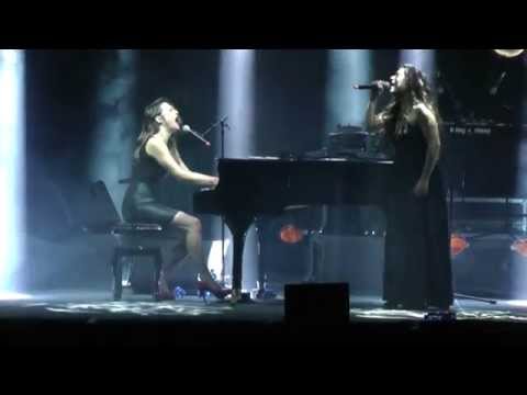 22.5.2015 קרן פלס מארחת את מירי מסיקה באמפי שוני