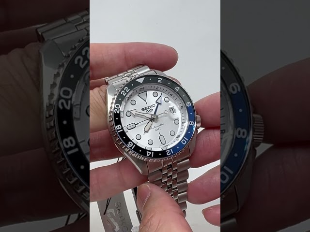Vídeo relacionado con Seiko SSK033K1 Montre 5 Sports Automatique GMT, Argent, Bracelet