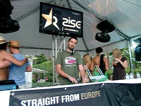 ANDREA PACI dj @ Rise FM poolparty, Sagamore Miami WMC 2010