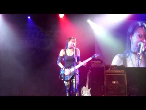 Jen Majura - Chuck Norris (live - Ibanez Guitar Festival 2016)