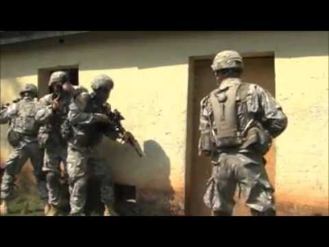 Técnicas de combate Urbano durante los ejercicios Swift Response 2015 🇪🇸