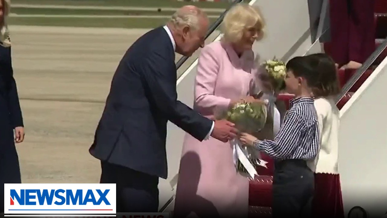 WATCH: King Charles and Queen Camilla greeted by children, Trump administration