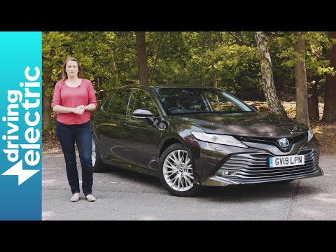 Toyota Camry Hybrid review - DrivingElectric