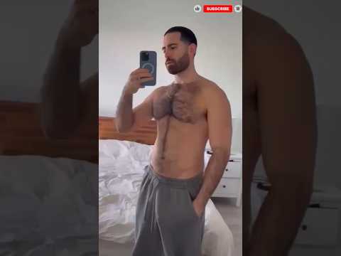 Making Reels Alone Today #gayfitness #lgbtiq #motivation #lgbtcommunity #2slgbtq #fitnessmotivation