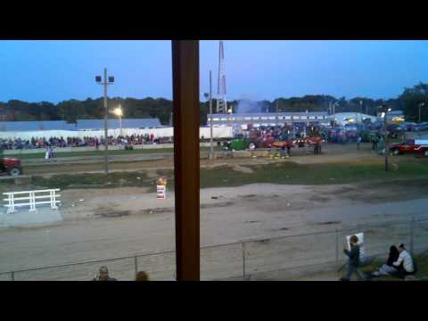 Danny Dukes @ 2011 Wyandot Co. Fair Tractor Pulls