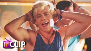 Teen Beach 2: Ross Lynch &amp; Maia Mitchell Perform &#39;That&#39;s How We Do&#39;
