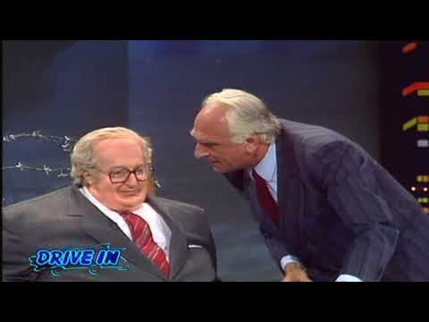 Gianfranco D'Angelo - Spadolini e Pannella (Drive In - 1987)