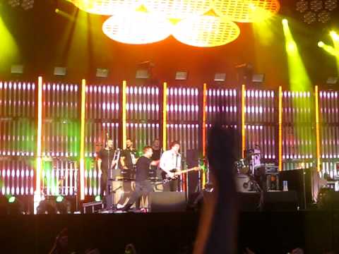 Videoclip de Parklife (Live in Hyde Park, London 02/07/2009) — Blur