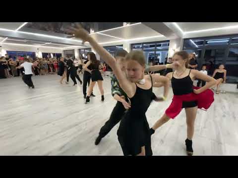 Karina & Zheka🔥🔥🔥Artem & Maria