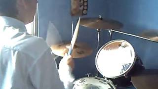 5 Pedro el animal Macías   Como un perro enloquecido     Tributo a Maná