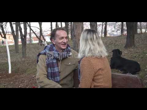 Toli e përcjell axhen Basri n'takime me Norën 🤣🤣🤣 - SchengenVisa - E43. Afërdita