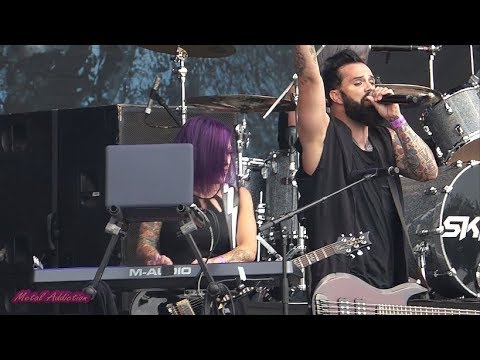 Skillet " Sick of it" Graspop Metal Meeting 2018
