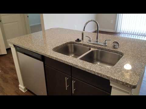 Southpark Crossing A1- 1 bedroom / 1 bathroom