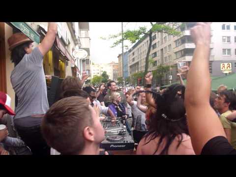 MANTU & Stassy  at OPEN AIR w/ EVAN BAGGS - JULIAN GANZER - TU.SSY