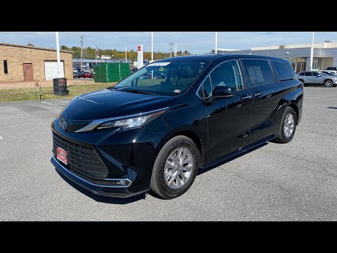 2022 Toyota Sienna XLE VIDEO REVIEW | Steven Toyota | 540-434-1400