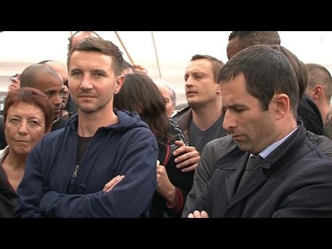 Besancenot et 15 postiers devant la justice