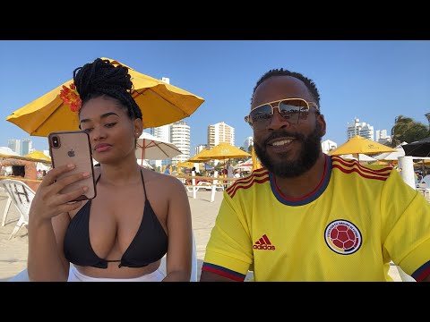 Cartagena Colombia 🇨🇴 Playa Hollywood Live with Isabella