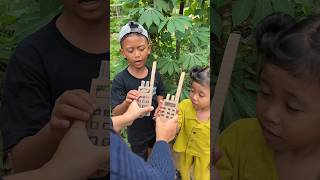 Download lagu Unique creations from cardboard 'making a Handy talkie' #craft #drama #diy #creative #shorts mp3