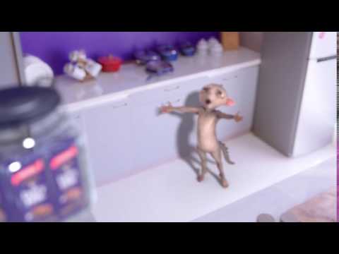 Cadbury Dairy Milk: Alien Singing Opera