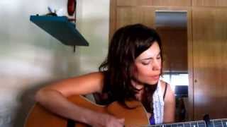 Bajo la lluvia (Quique González cover) by Paula Berenguer.