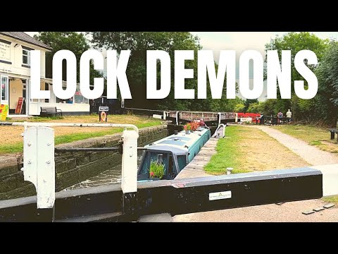 A SUNKEN NARROWBOAT Makes Us Face Our LOCK DEMONS  Ep 39