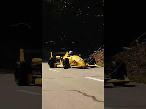 🏎️💨 Wie sehr gefällt Dir der Sound dieses gelben Rennwagens auf einer Skala von 1 bis 10?