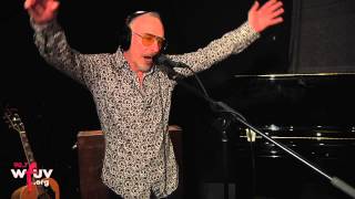 Graham Parker and The Rumour - &quot;Live in Shadows&quot; (Live at WFUV)