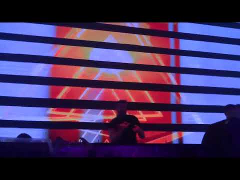 ATB vs. Dash Berlin vs. Niki & The Dove - DJ Ease My Apollo Road(Dashup)(2015.10.03 Live At Myst)