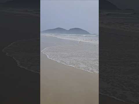 Praia de Boracéia, são Sebastião, são Paulo. #brasil #crianças