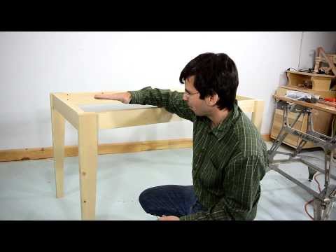How to make a simple table