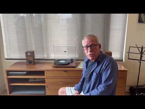 Como Audio Stereo: Blu & Turntable Analog