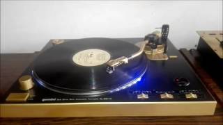 CHI CHI MANI .............. TOTO LA MOMPOSINA Y SUS TAMBORES