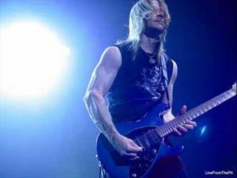deep purple the well dressed guitar DEEP PURPLE Well Dressed Guitar reviews