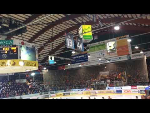 Retrait maillots Shawn Heins #44  et Benny Pluss #13 - HCFG- 25.02.17 | HD