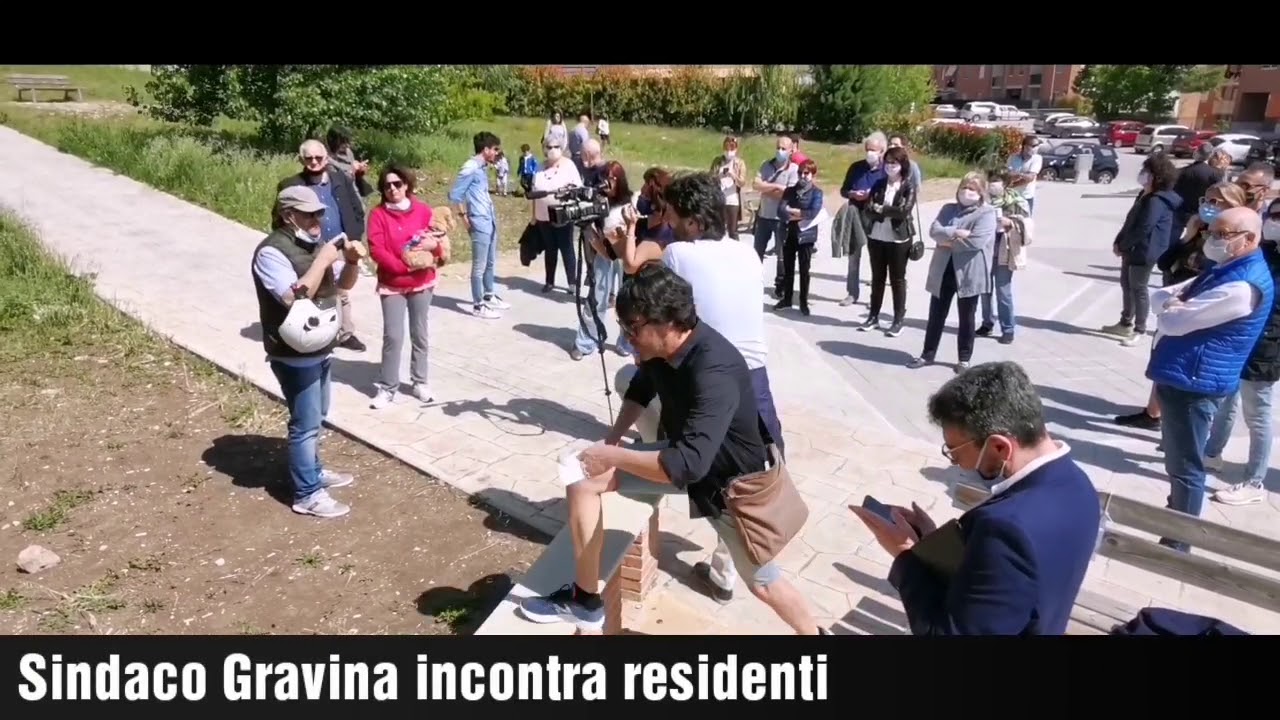 Gravina a confronto coi cittadini al parco di via Carducci