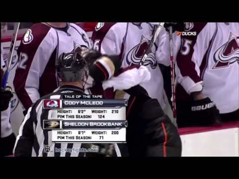 Cody McLeod vs Sheldon Brookbank