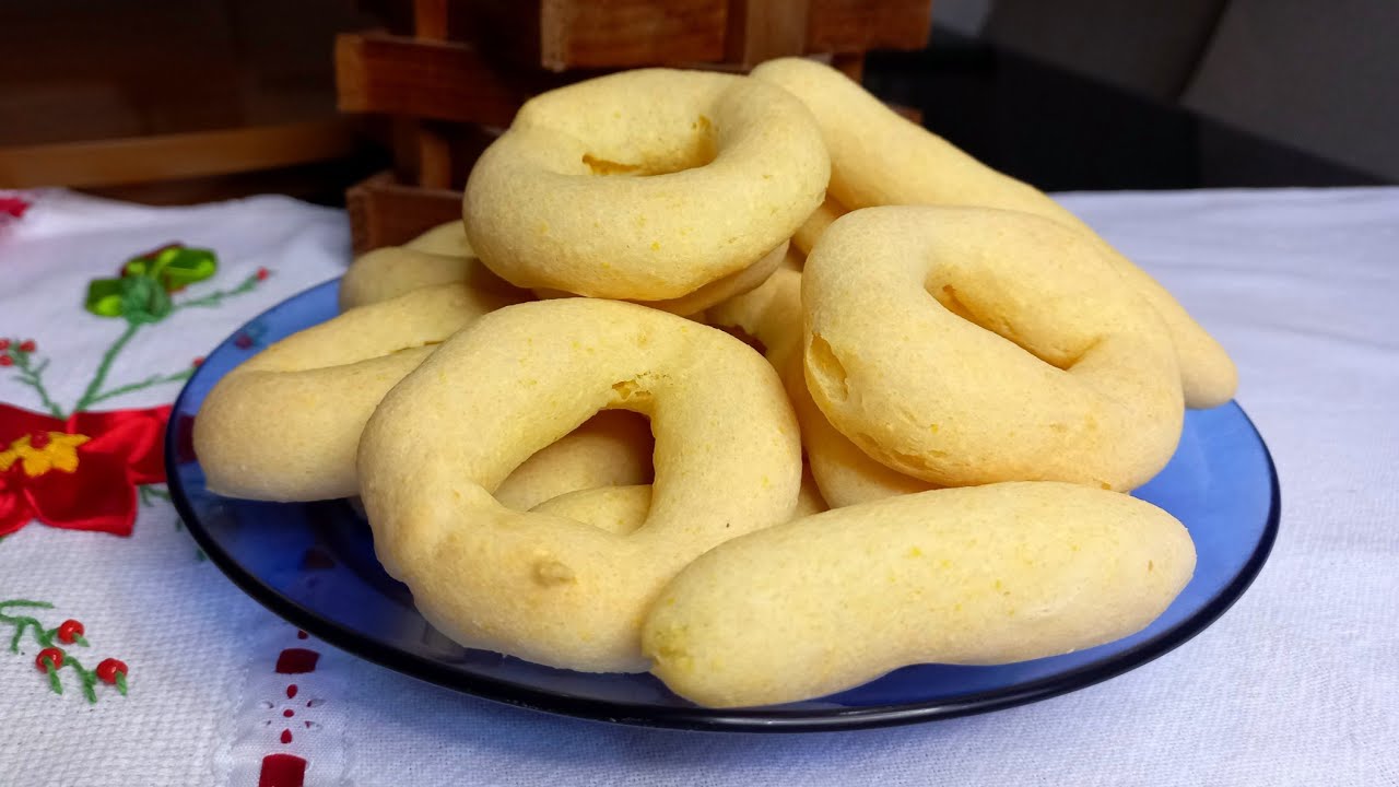 BISCOITO DE POLVILHO E FUBÁ RECEITA FÁCIL E RÁPIDA