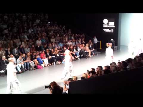 FINAL DESFILE CARLOS DIEZ DIEZ ,CIBELES MFW 2011