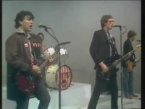 download lagu mp3 mp4 Riptides Sunset Strip, download lagu Riptides Sunset Strip gratis, unduh video klip Riptides Sunset Strip