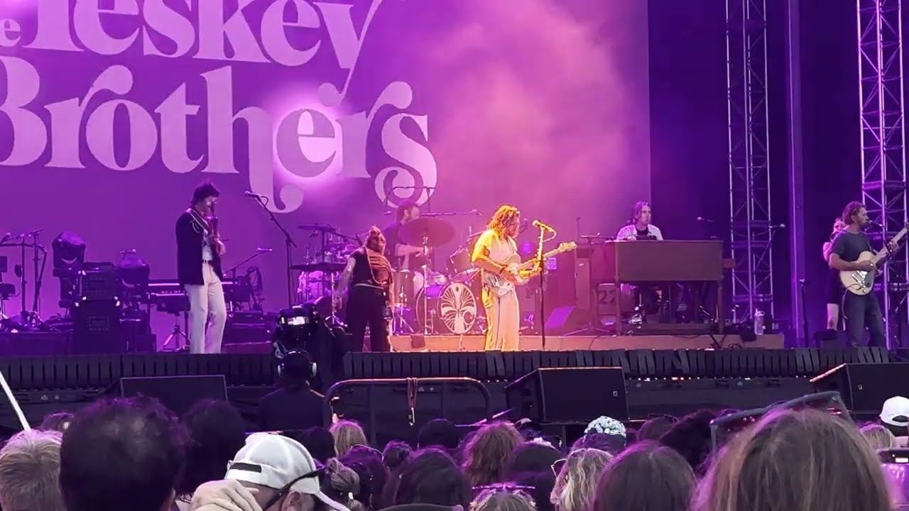 The Teskey Brothers Sing Out Loud Festival