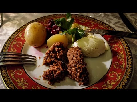 Trying minced bear and fish...Finnish Vorschmack!