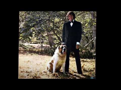 TOMMY ROE- "MUCH MORE LOVE"+ LYRICS (1966 - Sweet Pea / Much More Love ‎(7") ABC Records 45-10762)